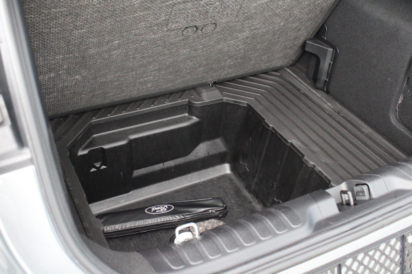 Ford Puma 1.0 EcoBoost Hybrid Titanium 125pk | NIEUWE MODEL! | Winterpack | Driver Assistance Pack | Comfort Pack | Panoramadak | Matrix LED