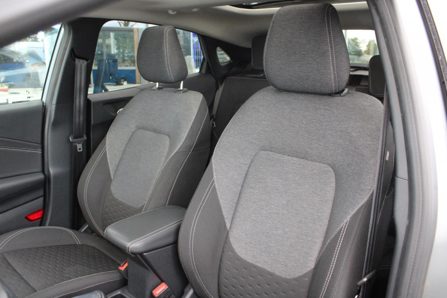 Ford Puma 1.0 EcoBoost Hybrid Titanium 125pk | NIEUWE MODEL! | Winterpack | Driver Assistance Pack | Comfort Pack | Panoramadak | Matrix LED