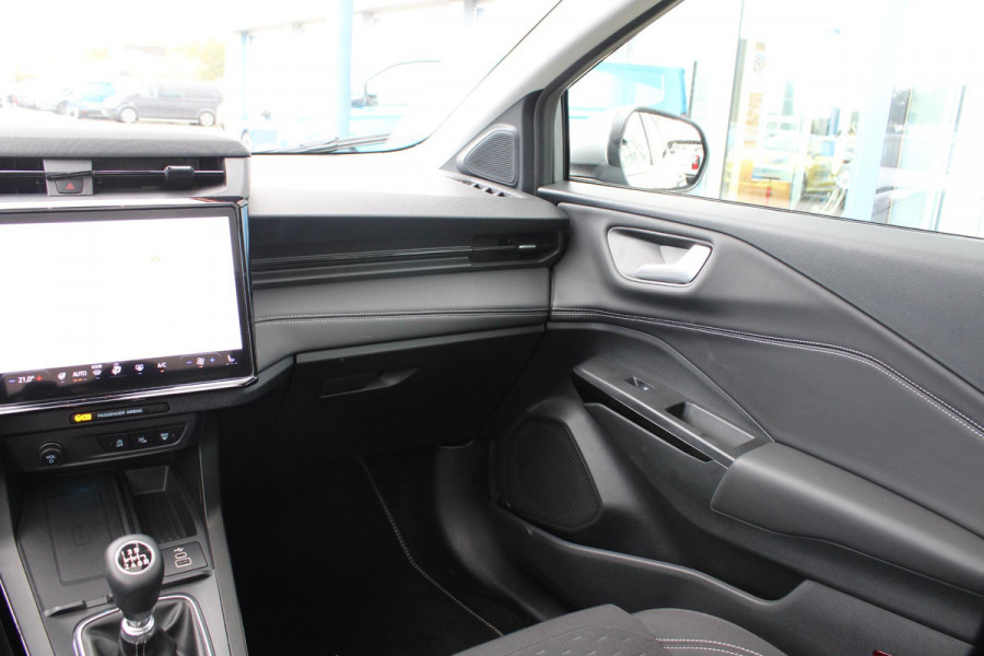 Ford Puma 1.0 EcoBoost Hybrid Titanium 125pk | NIEUWE MODEL! | Winterpack | Driver Assistance Pack | Comfort Pack | Panoramadak | Matrix LED