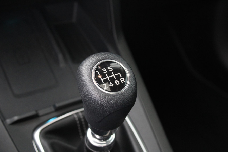 Ford Puma 1.0 EcoBoost Hybrid Titanium 125pk | NIEUWE MODEL! | Winterpack | Driver Assistance Pack | Comfort Pack | Panoramadak | Matrix LED