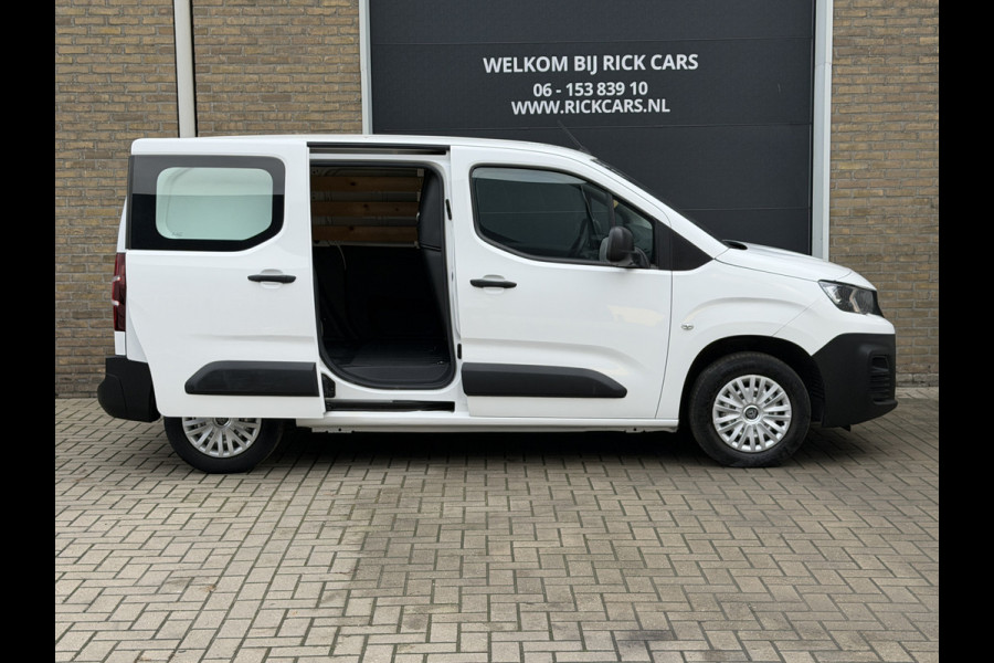 Peugeot Partner 1.2 111PK EURO 6 PureTech Premium CarPlay/cruise control/navigatie systeem Peugeot Partner 1.2 111PK EURO 6 PureTech Premium CarPlay/cruise control/navigatie systeem