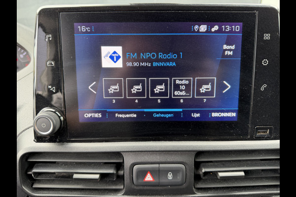 Peugeot Partner 1.2 111PK EURO 6 PureTech Premium CarPlay/cruise control/navigatie systeem Peugeot Partner 1.2 111PK EURO 6 PureTech Premium CarPlay/cruise control/navigatie systeem