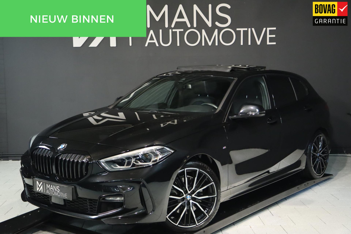 BMW 1-serie 120i M Sport / PANODAK / KEYLESS / DODEHOEK / STUUR+STOELVERW BMW 1-serie 120i M Sport / PANODAK / KEYLESS / DODEHOEK / STUUR+STOELVERW