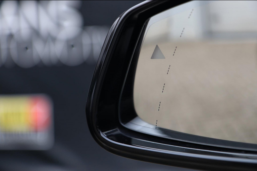 BMW 1-serie 120i M Sport / PANODAK / KEYLESS / DODEHOEK / STUUR+STOELVERW BMW 1-serie 120i M Sport / PANODAK / KEYLESS / DODEHOEK / STUUR+STOELVERW