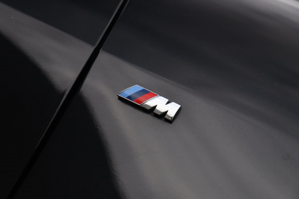 BMW 1-serie 120i M Sport / PANODAK / KEYLESS / DODEHOEK / STUUR+STOELVERW BMW 1-serie 120i M Sport / PANODAK / KEYLESS / DODEHOEK / STUUR+STOELVERW