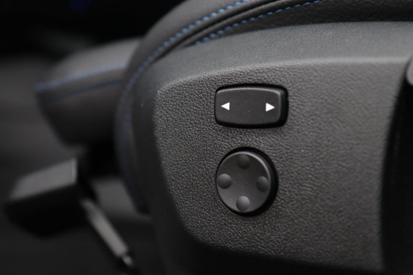 BMW 1-serie 120i M Sport / PANODAK / KEYLESS / DODEHOEK / STUUR+STOELVERW BMW 1-serie 120i M Sport / PANODAK / KEYLESS / DODEHOEK / STUUR+STOELVERW