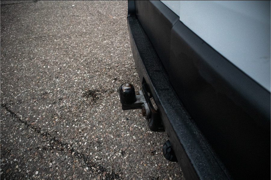 Renault Master T35 2.3 dCi 150 L3H2 Energy Glasrek, imperial, navi, airco Renault Master T35 2.3 dCi 150 L3H2 Energy Glasrek, imperial, navi, airco