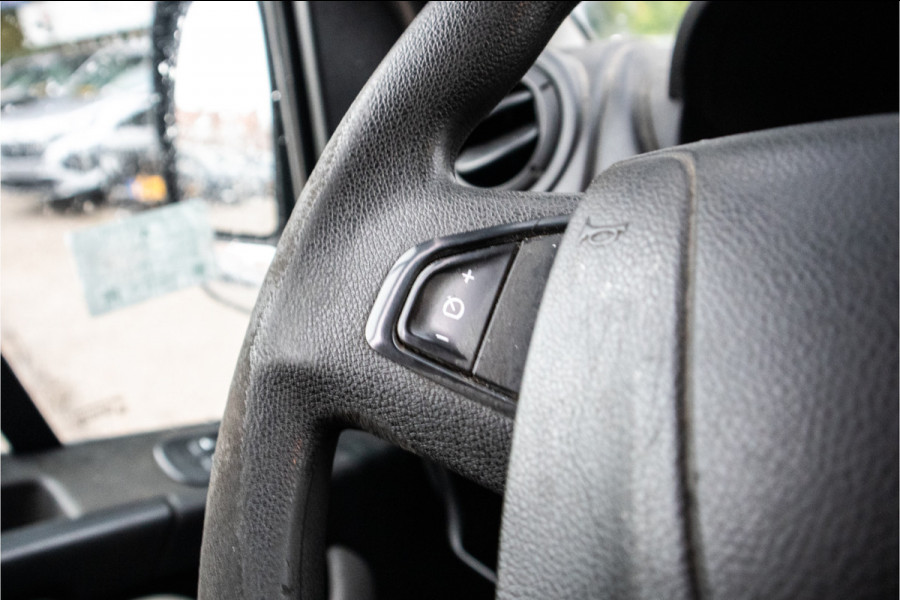 Renault Master T35 2.3 dCi 150 L3H2 Energy Glasrek, imperial, navi, airco Renault Master T35 2.3 dCi 150 L3H2 Energy Glasrek, imperial, navi, airco