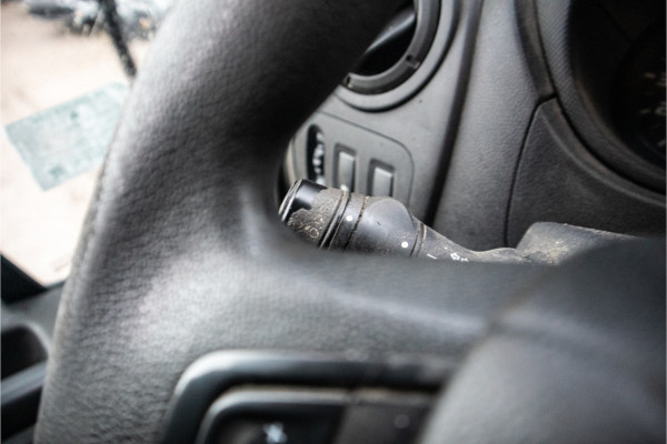 Renault Master T35 2.3 dCi 150 L3H2 Energy Glasrek, imperial, navi, airco Renault Master T35 2.3 dCi 150 L3H2 Energy Glasrek, imperial, navi, airco