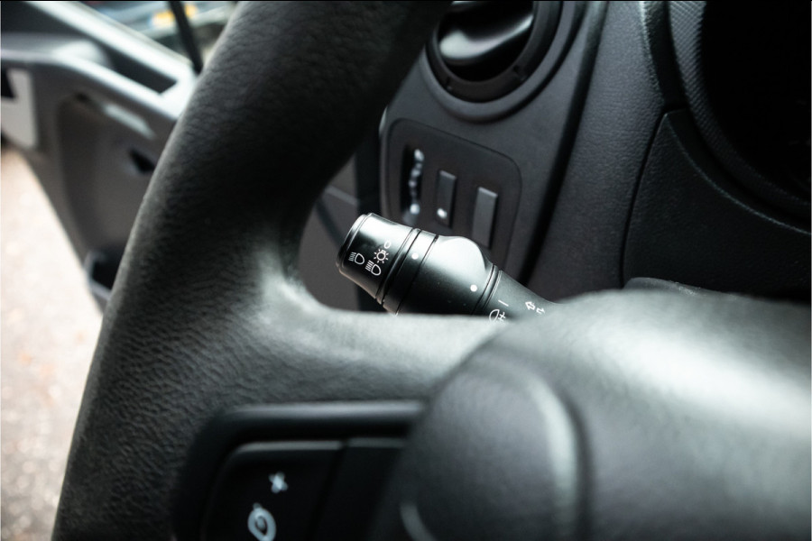 Renault Master T35 2.3 dCi 150 L3H2 Energy Glasrek, imperial, navi, airco Renault Master T35 2.3 dCi 150 L3H2 Energy Glasrek, imperial, navi, airco