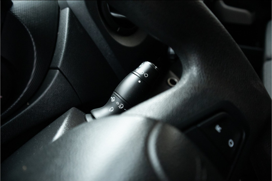 Renault Master T35 2.3 dCi 150 L3H2 Energy Glasrek, imperial, navi, airco Renault Master T35 2.3 dCi 150 L3H2 Energy Glasrek, imperial, navi, airco