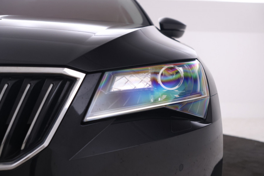 Škoda Superb Combi 1.5 TSI ACT Sportline Business Camera, Stoelverwarming, Panorama schuif/kantel, Apple Carplay