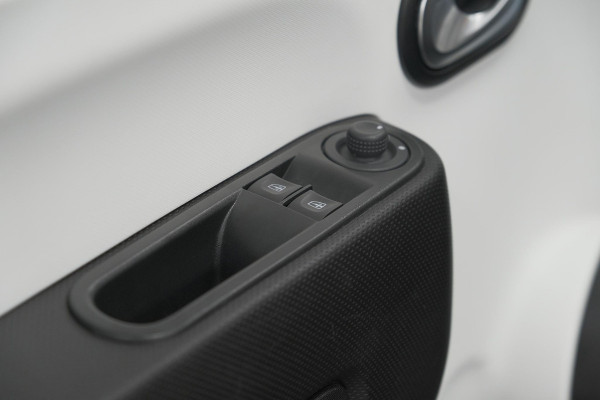 Renault Twingo 1.0 SCe Collection | Cruise Control | Parkeersensoren | Airconditioning