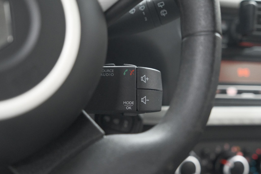 Renault Twingo 1.0 SCe Collection | Cruise Control | Parkeersensoren | Airconditioning