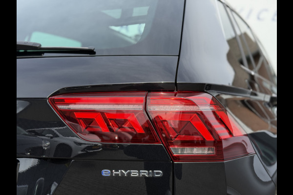 Volkswagen Tiguan 1.4 TSI eHybrid 245pk Elegance | Pano | ACC | Camera | IQ Light | Virtual Cockpit | 18 inch