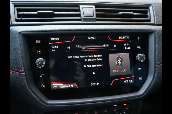 Seat Ibiza 1.0 TSI 116PK!! 6 Bak FR Business Intense | Clima | Camera | Navigatie | Android/Apple Carplay Seat Ibiza 1.0 TSI 116PK!! 6 Bak FR Business Intense | Clima | Camera | Navigatie | Android/Apple Carplay