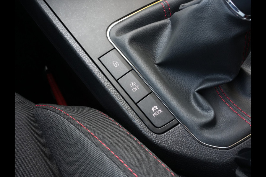 Seat Ibiza 1.0 TSI 116PK!! 6 Bak FR Business Intense | Clima | Camera | Navigatie | Android/Apple Carplay Seat Ibiza 1.0 TSI 116PK!! 6 Bak FR Business Intense | Clima | Camera | Navigatie | Android/Apple Carplay