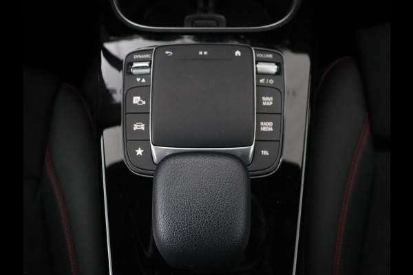 Mercedes-Benz A-Klasse 250e AMG | Stoelverwarming | Carplay | Camera | Leder/Alcantara | Sfeerverlichting | Park Assist | Widescreen | Full LED | Dodehoek detectie | PHEV | Plug In Mercedes-Benz A-Klasse 250e AMG | Stoelverwarming | Carplay | Camera | Leder/Alcantara | Sfeerverlichting | Park Assist | Widescreen | Full LED | Dodehoek detectie | PHEV | Plug In
