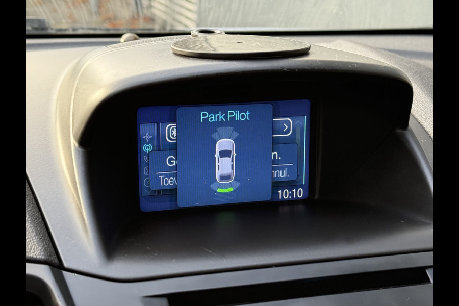 Ford Fiesta BWJ 2017 | 1.0 81PK Style Ultimate | AIRCO | PDC 2X | CRUISE | NAVI | LICHTMETAAL |