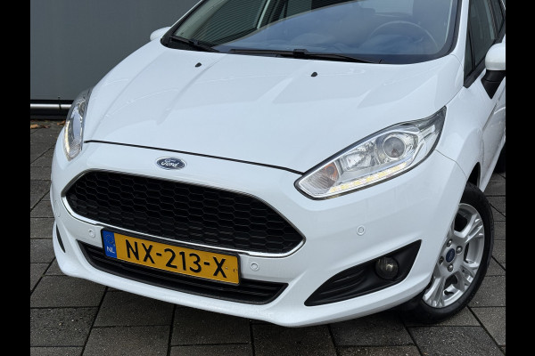 Ford Fiesta BWJ 2017 | 1.0 81PK Style Ultimate | AIRCO | PDC 2X | CRUISE | NAVI | LICHTMETAAL |