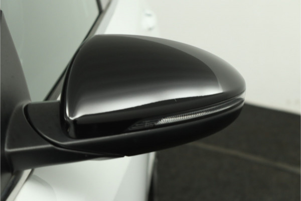 Kia ProCeed 1.5 T-GDi GT-PlusLine - Lichtmetalen Velgen 18" - LED Koplampen - Climate Control - Adaptief Cruise Control - Apple/Android Carplay - Fabrieksgarantie Tot 2031 Kia ProCeed 1.5 T-GDi GT-PlusLine - Lichtmetalen Velgen 18" - LED Koplampen - Climate Control - Adaptief Cruise Control - Apple/Android Carplay - Fabrieksgarantie Tot 2031