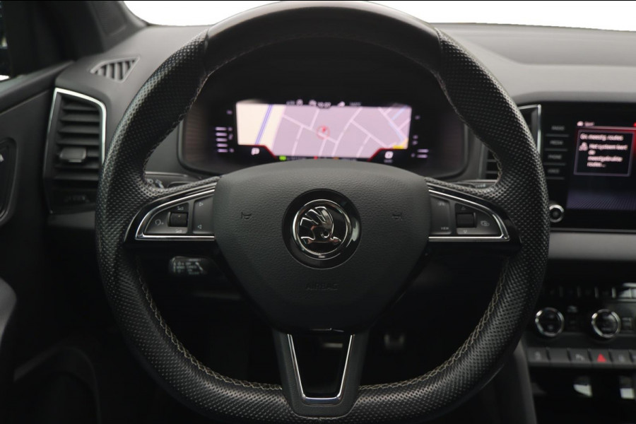 Škoda Karoq 1.5 TSI ACT Sportline Business|Pano Trekhaak Dealer OH Sportstoelen App Connect ACC Canton Elektrische kofferklep Nap Škoda Karoq 1.5 TSI ACT Sportline Business|Pano Trekhaak Dealer OH Sportstoelen App Connect ACC Canton Elektrische kofferklep Nap