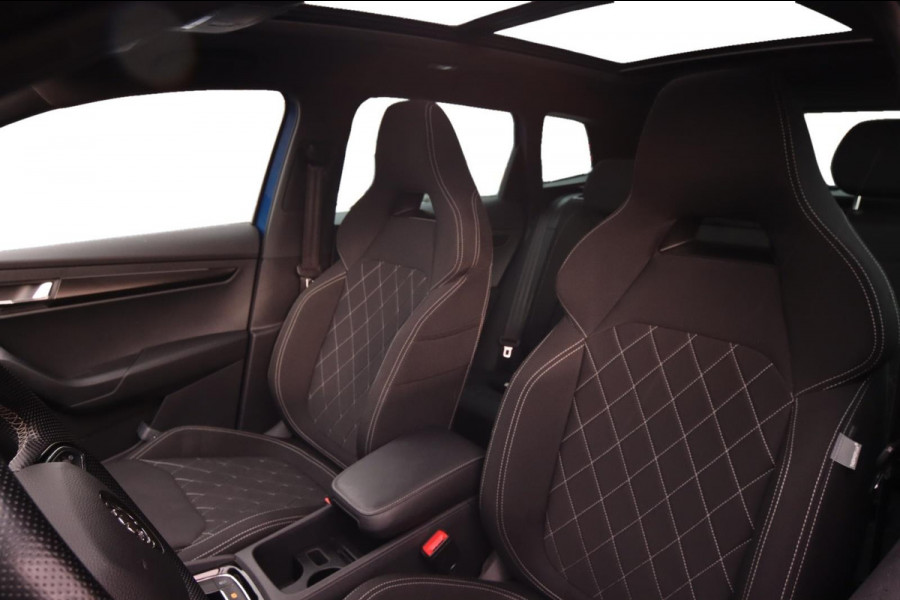 Škoda Karoq 1.5 TSI ACT Sportline Business|Pano Trekhaak Dealer OH Sportstoelen App Connect ACC Canton Elektrische kofferklep Nap Škoda Karoq 1.5 TSI ACT Sportline Business|Pano Trekhaak Dealer OH Sportstoelen App Connect ACC Canton Elektrische kofferklep Nap