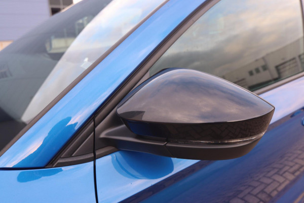 Škoda Karoq 1.5 TSI ACT Sportline Business|Pano Trekhaak Dealer OH Sportstoelen App Connect ACC Canton Elektrische kofferklep Nap Škoda Karoq 1.5 TSI ACT Sportline Business|Pano Trekhaak Dealer OH Sportstoelen App Connect ACC Canton Elektrische kofferklep Nap