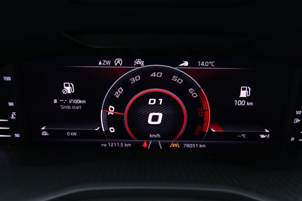 Škoda Karoq 1.5 TSI ACT Sportline Business|Pano Trekhaak Dealer OH Sportstoelen App Connect ACC Canton Elektrische kofferklep Nap Škoda Karoq 1.5 TSI ACT Sportline Business|Pano Trekhaak Dealer OH Sportstoelen App Connect ACC Canton Elektrische kofferklep Nap