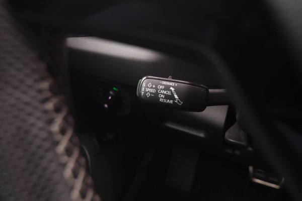 Škoda Karoq 1.5 TSI ACT Sportline Business|Pano Trekhaak Dealer OH Sportstoelen App Connect ACC Canton Elektrische kofferklep Nap Škoda Karoq 1.5 TSI ACT Sportline Business|Pano Trekhaak Dealer OH Sportstoelen App Connect ACC Canton Elektrische kofferklep Nap