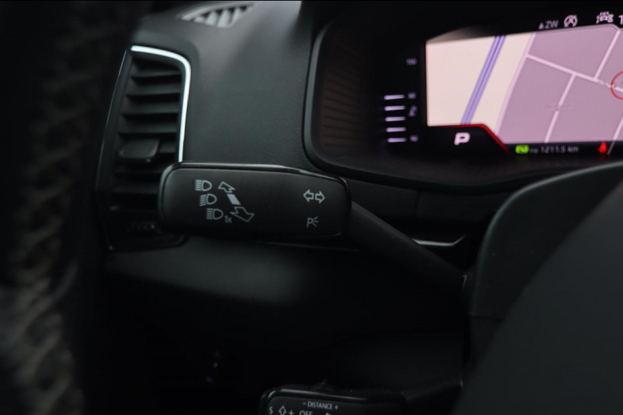 Škoda Karoq 1.5 TSI ACT Sportline Business|Pano Trekhaak Dealer OH Sportstoelen App Connect ACC Canton Elektrische kofferklep Nap Škoda Karoq 1.5 TSI ACT Sportline Business|Pano Trekhaak Dealer OH Sportstoelen App Connect ACC Canton Elektrische kofferklep Nap