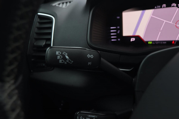 Škoda Karoq 1.5 TSI ACT Sportline Business|Pano Trekhaak Dealer OH Sportstoelen App Connect ACC Canton Elektrische kofferklep Nap Škoda Karoq 1.5 TSI ACT Sportline Business|Pano Trekhaak Dealer OH Sportstoelen App Connect ACC Canton Elektrische kofferklep Nap