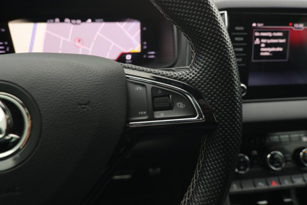 Škoda Karoq 1.5 TSI ACT Sportline Business|Pano Trekhaak Dealer OH Sportstoelen App Connect ACC Canton Elektrische kofferklep Nap Škoda Karoq 1.5 TSI ACT Sportline Business|Pano Trekhaak Dealer OH Sportstoelen App Connect ACC Canton Elektrische kofferklep Nap