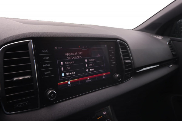 Škoda Karoq 1.5 TSI ACT Sportline Business|Pano Trekhaak Dealer OH Sportstoelen App Connect ACC Canton Elektrische kofferklep Nap Škoda Karoq 1.5 TSI ACT Sportline Business|Pano Trekhaak Dealer OH Sportstoelen App Connect ACC Canton Elektrische kofferklep Nap
