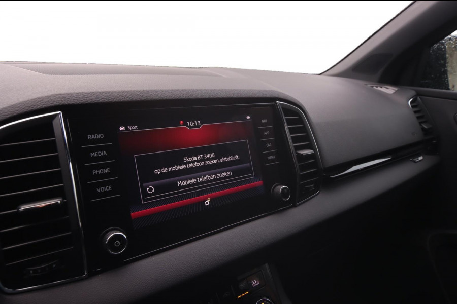 Škoda Karoq 1.5 TSI ACT Sportline Business|Pano Trekhaak Dealer OH Sportstoelen App Connect ACC Canton Elektrische kofferklep Nap Škoda Karoq 1.5 TSI ACT Sportline Business|Pano Trekhaak Dealer OH Sportstoelen App Connect ACC Canton Elektrische kofferklep Nap