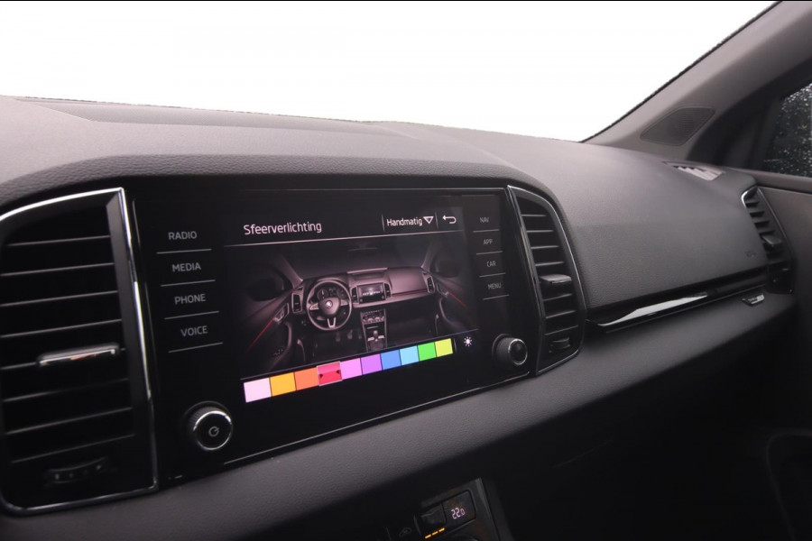 Škoda Karoq 1.5 TSI ACT Sportline Business|Pano Trekhaak Dealer OH Sportstoelen App Connect ACC Canton Elektrische kofferklep Nap Škoda Karoq 1.5 TSI ACT Sportline Business|Pano Trekhaak Dealer OH Sportstoelen App Connect ACC Canton Elektrische kofferklep Nap