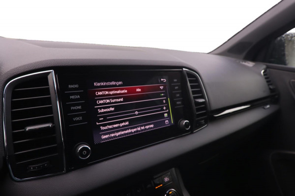 Škoda Karoq 1.5 TSI ACT Sportline Business|Pano Trekhaak Dealer OH Sportstoelen App Connect ACC Canton Elektrische kofferklep Nap Škoda Karoq 1.5 TSI ACT Sportline Business|Pano Trekhaak Dealer OH Sportstoelen App Connect ACC Canton Elektrische kofferklep Nap