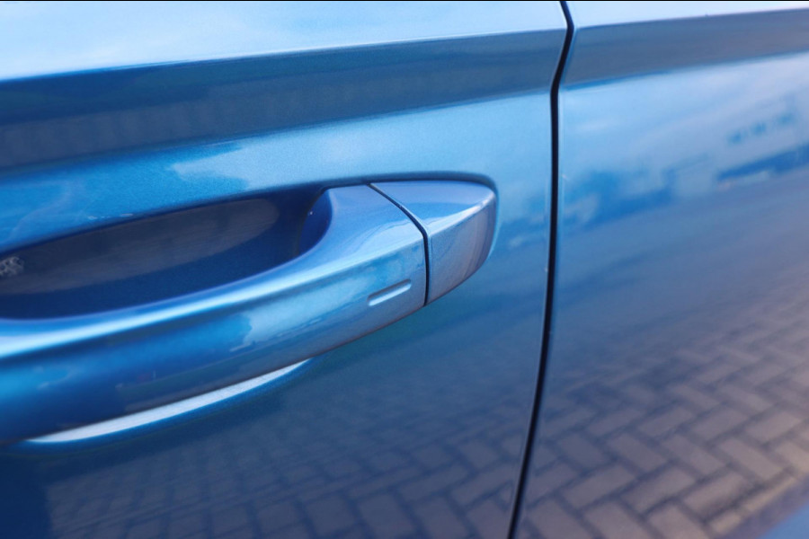 Škoda Karoq 1.5 TSI ACT Sportline Business|Pano Trekhaak Dealer OH Sportstoelen App Connect ACC Canton Elektrische kofferklep Nap Škoda Karoq 1.5 TSI ACT Sportline Business|Pano Trekhaak Dealer OH Sportstoelen App Connect ACC Canton Elektrische kofferklep Nap