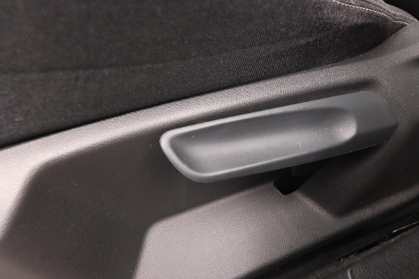 Škoda Karoq 1.5 TSI ACT Sportline Business|Pano Trekhaak Dealer OH Sportstoelen App Connect ACC Canton Elektrische kofferklep Nap Škoda Karoq 1.5 TSI ACT Sportline Business|Pano Trekhaak Dealer OH Sportstoelen App Connect ACC Canton Elektrische kofferklep Nap