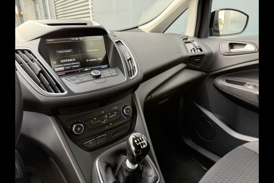 Ford C-MAX BWJ 2017 | 1.0T 126PK Trend Ultimate | TREKHAAK | NAVI | AIRCO | CARPLAY | PDC | CRUISE | LICHTMETAAL Ford C-MAX BWJ 2017 | 1.0T 126PK Trend Ultimate | TREKHAAK | NAVI | AIRCO | CARPLAY | PDC | CRUISE | LICHTMETAAL