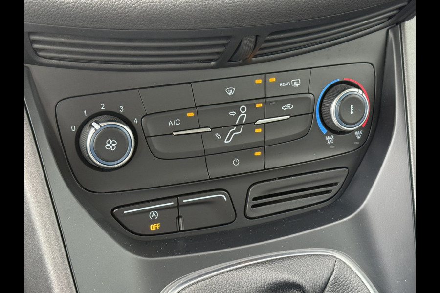 Ford C-MAX BWJ 2017 | 1.0T 126PK Trend Ultimate | TREKHAAK | NAVI | AIRCO | CARPLAY | PDC | CRUISE | LICHTMETAAL Ford C-MAX BWJ 2017 | 1.0T 126PK Trend Ultimate | TREKHAAK | NAVI | AIRCO | CARPLAY | PDC | CRUISE | LICHTMETAAL