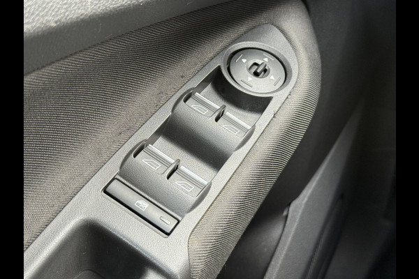 Ford C-MAX BWJ 2017 | 1.0T 126PK Trend Ultimate | TREKHAAK | NAVI | AIRCO | CARPLAY | PDC | CRUISE | LICHTMETAAL Ford C-MAX BWJ 2017 | 1.0T 126PK Trend Ultimate | TREKHAAK | NAVI | AIRCO | CARPLAY | PDC | CRUISE | LICHTMETAAL