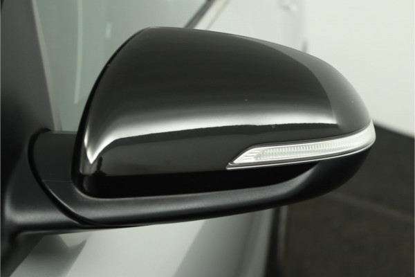 Kia Stonic 1.0 T-GDi MHEV GT-Line - Led Koplampen - Cruise Control - Navigatie - Stoel/Stuurverwarming - Apple/Android Carplay - Fabrieksgarantie Tot 2031 Kia Stonic 1.0 T-GDi MHEV GT-Line - Led Koplampen - Cruise Control - Navigatie - Stoel/Stuurverwarming - Apple/Android Carplay - Fabrieksgarantie Tot 2031