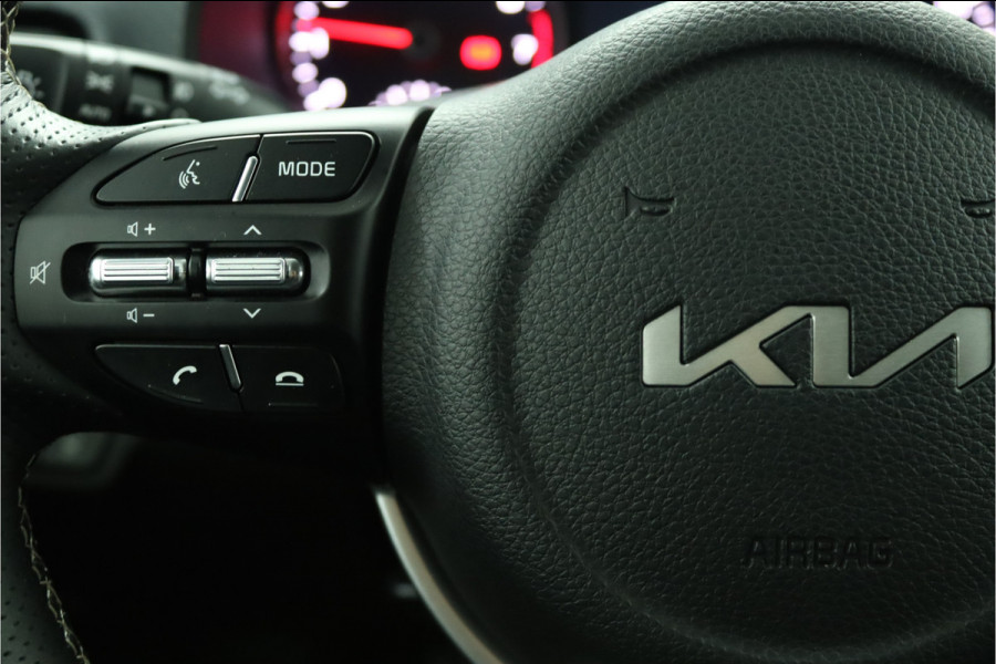 Kia Stonic 1.0 T-GDi MHEV GT-Line - Led Koplampen - Cruise Control - Navigatie - Stoel/Stuurverwarming - Apple/Android Carplay - Fabrieksgarantie Tot 2031 Kia Stonic 1.0 T-GDi MHEV GT-Line - Led Koplampen - Cruise Control - Navigatie - Stoel/Stuurverwarming - Apple/Android Carplay - Fabrieksgarantie Tot 2031