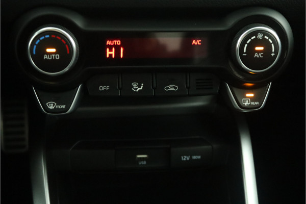 Kia Stonic 1.0 T-GDi MHEV GT-Line - Led Koplampen - Cruise Control - Navigatie - Stoel/Stuurverwarming - Apple/Android Carplay - Fabrieksgarantie Tot 2031 Kia Stonic 1.0 T-GDi MHEV GT-Line - Led Koplampen - Cruise Control - Navigatie - Stoel/Stuurverwarming - Apple/Android Carplay - Fabrieksgarantie Tot 2031