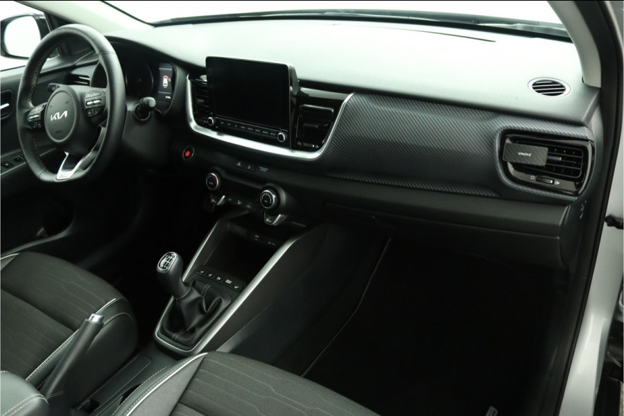 Kia Stonic 1.0 T-GDi MHEV GT-Line - Led Koplampen - Cruise Control - Navigatie - Stoel/Stuurverwarming - Apple/Android Carplay - Fabrieksgarantie Tot 2031 Kia Stonic 1.0 T-GDi MHEV GT-Line - Led Koplampen - Cruise Control - Navigatie - Stoel/Stuurverwarming - Apple/Android Carplay - Fabrieksgarantie Tot 2031