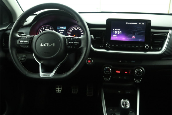 Kia Stonic 1.0 T-GDi MHEV GT-Line - Led Koplampen - Cruise Control - Navigatie - Stoel/Stuurverwarming - Apple/Android Carplay - Fabrieksgarantie Tot 2031 Kia Stonic 1.0 T-GDi MHEV GT-Line - Led Koplampen - Cruise Control - Navigatie - Stoel/Stuurverwarming - Apple/Android Carplay - Fabrieksgarantie Tot 2031