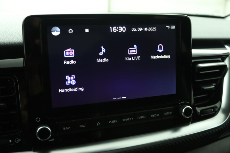 Kia Stonic 1.0 T-GDi MHEV GT-Line - Led Koplampen - Cruise Control - Navigatie - Stoel/Stuurverwarming - Apple/Android Carplay - Fabrieksgarantie Tot 2031 Kia Stonic 1.0 T-GDi MHEV GT-Line - Led Koplampen - Cruise Control - Navigatie - Stoel/Stuurverwarming - Apple/Android Carplay - Fabrieksgarantie Tot 2031