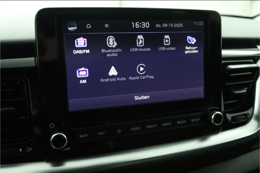 Kia Stonic 1.0 T-GDi MHEV GT-Line - Led Koplampen - Cruise Control - Navigatie - Stoel/Stuurverwarming - Apple/Android Carplay - Fabrieksgarantie Tot 2031 Kia Stonic 1.0 T-GDi MHEV GT-Line - Led Koplampen - Cruise Control - Navigatie - Stoel/Stuurverwarming - Apple/Android Carplay - Fabrieksgarantie Tot 2031