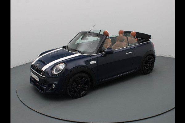 MINI Cabrio 190pk Cooper S Night Jack Edition Automaat Harman Kardon | Camera | Adapt. Cruise | Parkeersens. v+a | Stoelverw.
